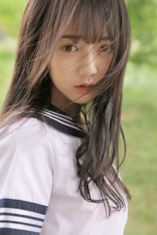风中百合